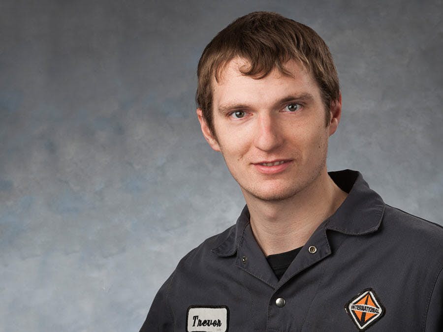 April_Tech_Winner_Veteran_Trevor_Slingerland_900x675
